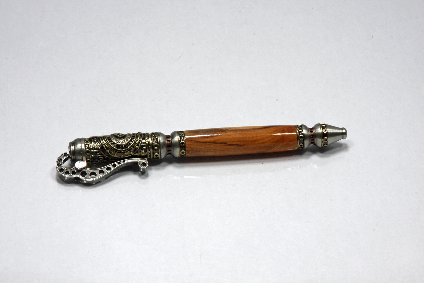 Dr. Who Forest of Dean Steampunk Ballpoint Pen - Handcrafted Yew Wood, Vintage Aesthetics, Collector's Delight